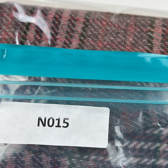 St. Bernard Plaid Gingham Cape Faux Fur Collar - Picture 10 of 10